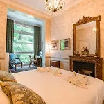 Victor Hugo - Charmante De Luxe Villa